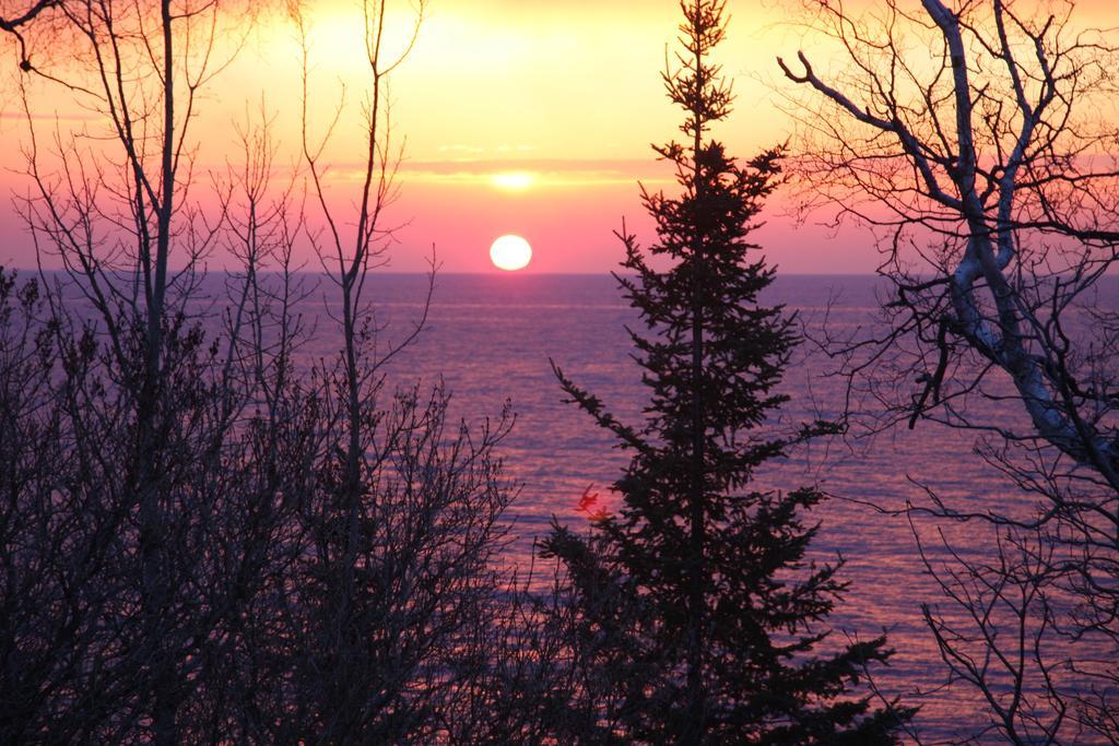 Cliff Dweller On Lake Superior Tofte ภายนอก รูปภาพ