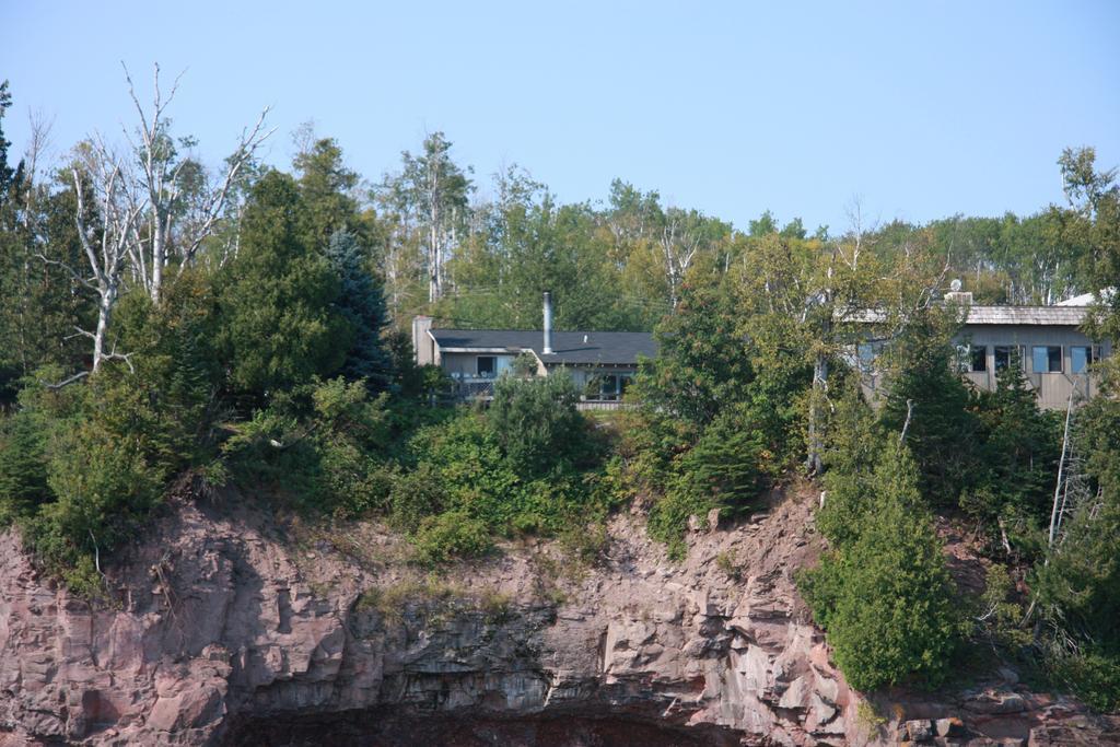 Cliff Dweller On Lake Superior Tofte ภายนอก รูปภาพ
