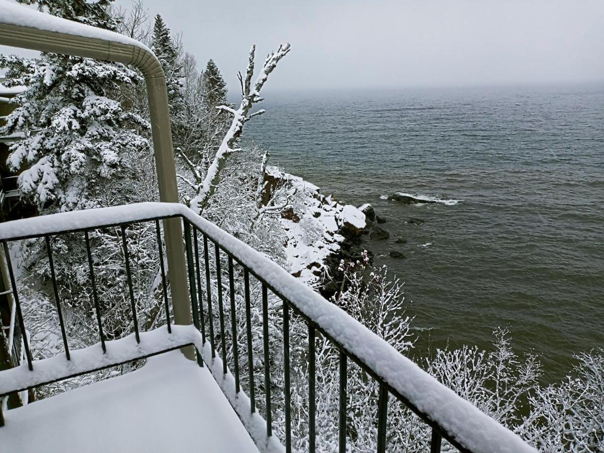 Cliff Dweller On Lake Superior Tofte ภายนอก รูปภาพ