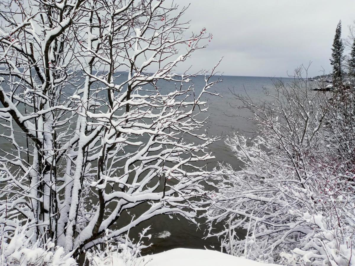 Cliff Dweller On Lake Superior Tofte ภายนอก รูปภาพ