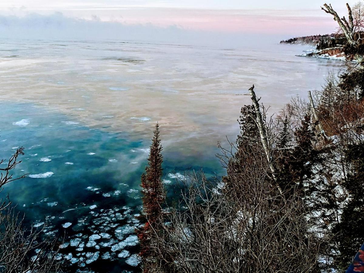 Cliff Dweller On Lake Superior Tofte ภายนอก รูปภาพ